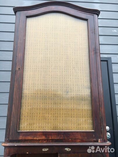 Буфет витрина