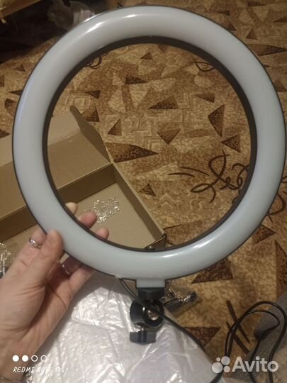 Кольцевая лампа со штативом V-Joy