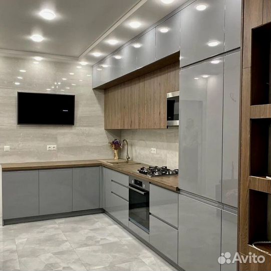 Красивая кухня на заказ собственное производство