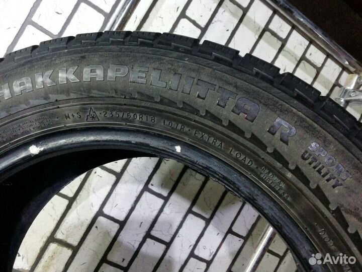 Nokian Tyres Hakkapeliitta R 235/60 R18 107R