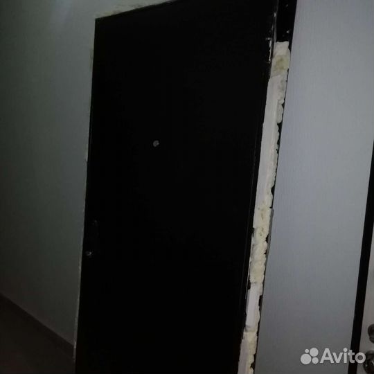 Дверь входная металлическая