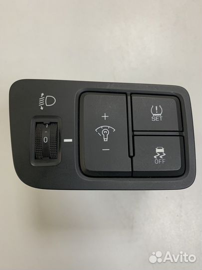 Блок кнопок б\у Хундай Солярис 2 93300H5AA0