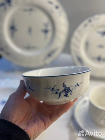 Чайно столовый сервиз