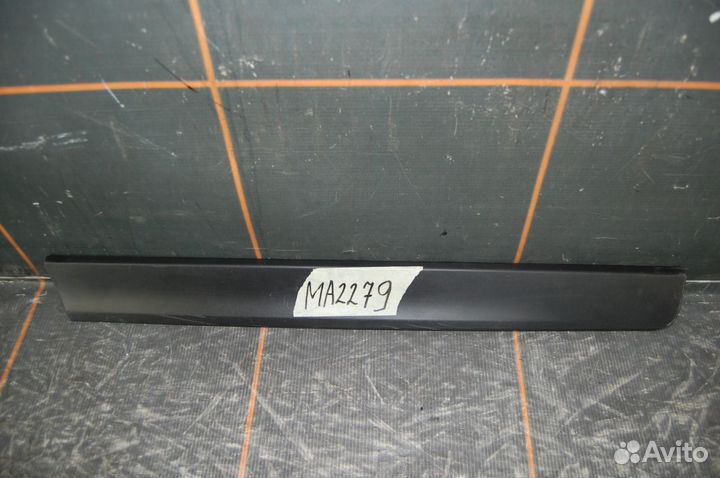 Накладка двери задней левой -Nissan X-Trail T32