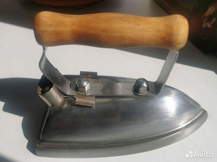 Старый утюг