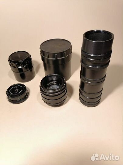 Фотоаппарат Зенит Е и сопутствующие приспособления