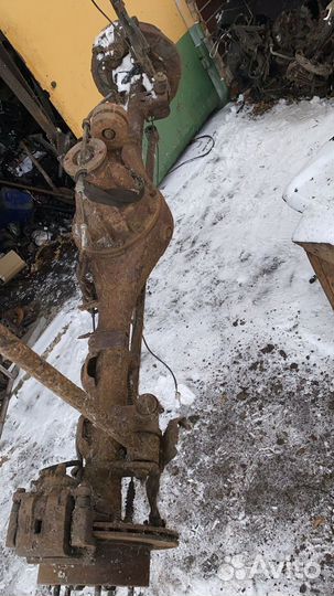 Задний мост Киа Соренто 2006 г(на запчасти )