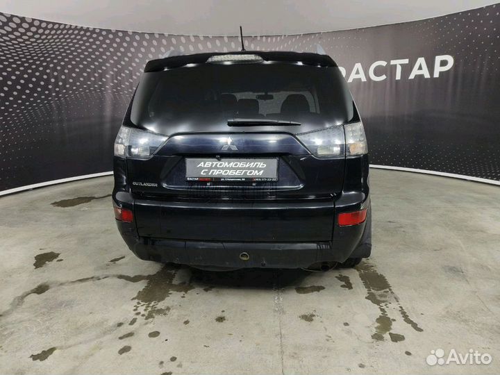 Mitsubishi Outlander 2.4 CVT, 2008, 228 233 км
