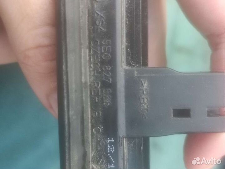 Кнопка багажника Octavia a7