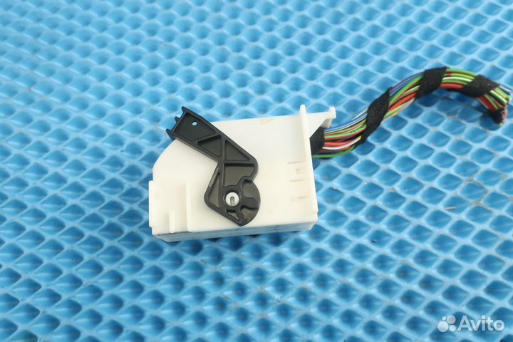 Разъем vag 1K0937702E