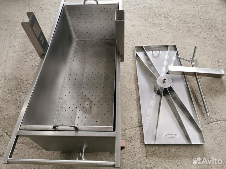 Пресс-тележка для творога