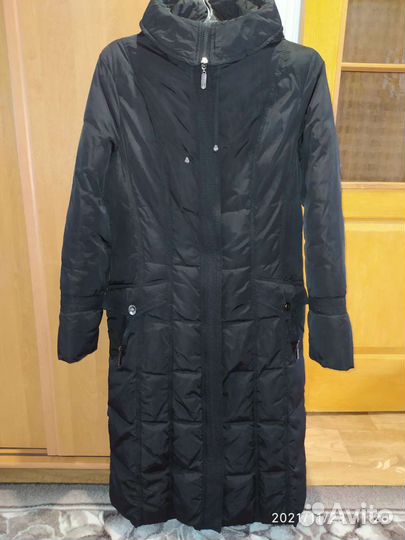 Пуховик-пальто женский