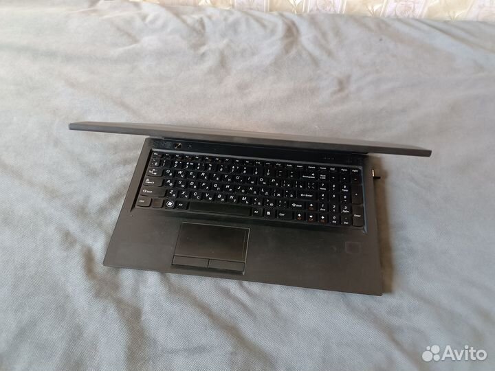 Хороший ноутбук дря работ и простых игр i5/8gb/ssd