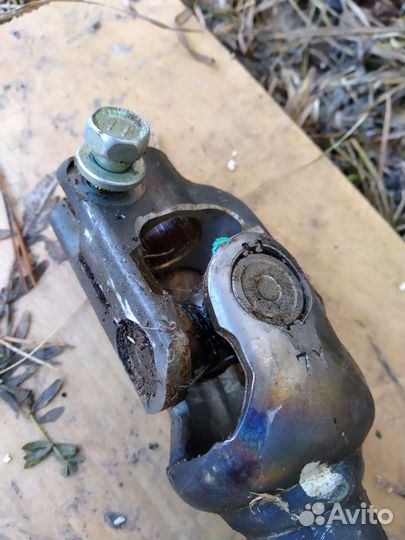 Рулевой карданчик рейка Приус20