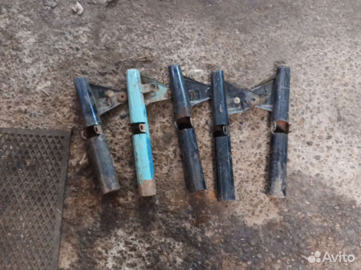 Кожухи вилки уши фары иж