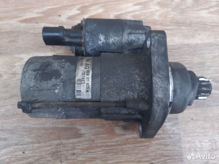 Стартер Фольксваген Пассат Б6 2.0 TDI BKP