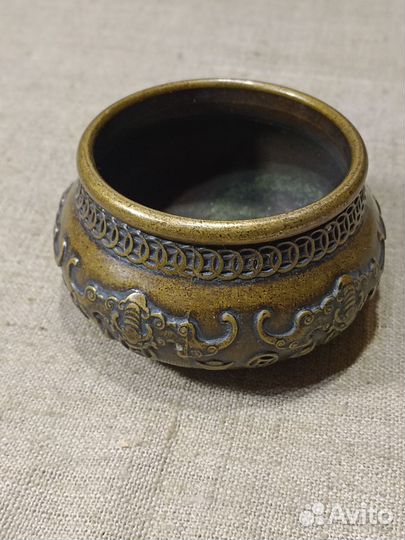 Ёмкость бронзовая буддизм