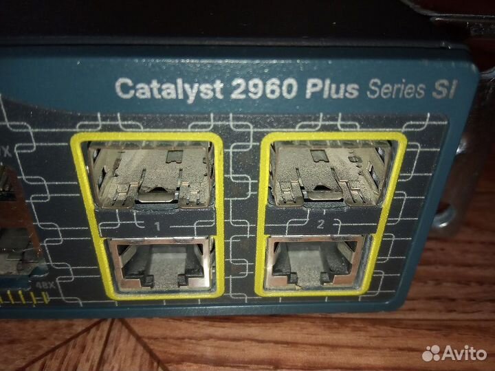 Коммутатор Cisco-WS-C2960-24TC-S V01