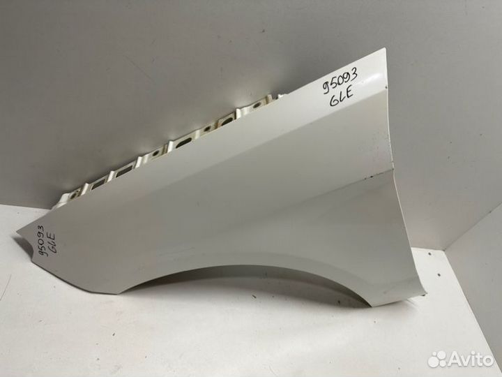 Крыло переднее левое Mercedes Benz Gle W166