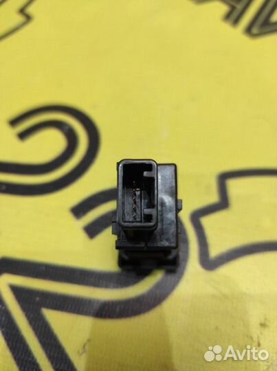 Кнопка Subaru Legacy(Outback ) BR9 / B14