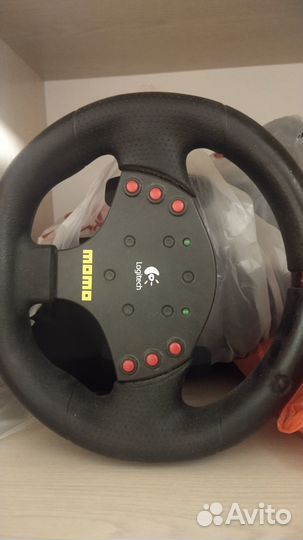 Игровой руль с педалями для пк