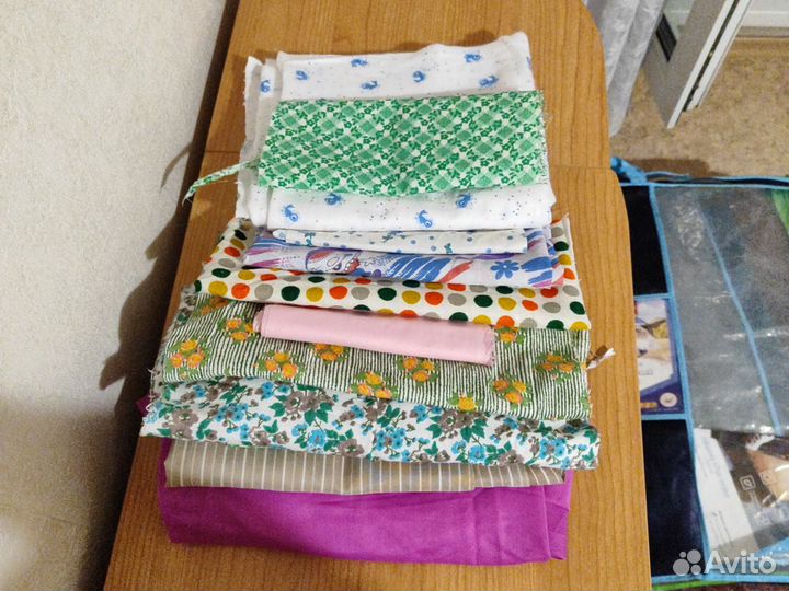 Лоскутки ткани для творчества