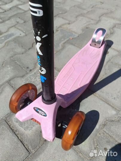 Самокат детский со светящимися колесами