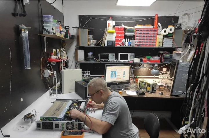 Ремонт телевизоров / Мастер по ремонту телевизоров