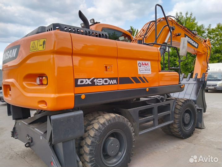 Колёсный экскаватор DOOSAN DX190W, 2023