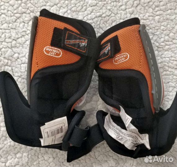 Налокотники хоккейные детские. Размеры yt L, yt S