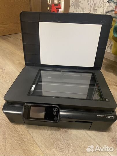 Мфу лазерный цветной HP Deskjet 5525