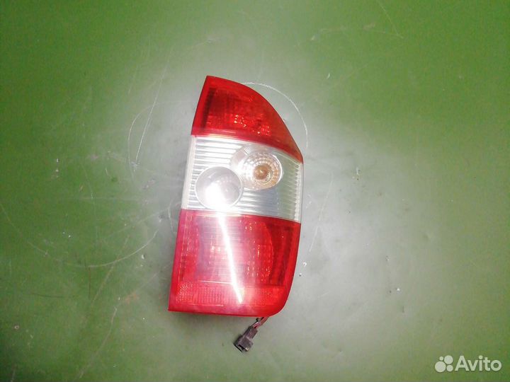 Chery tiggo t11 задний правый фонарь