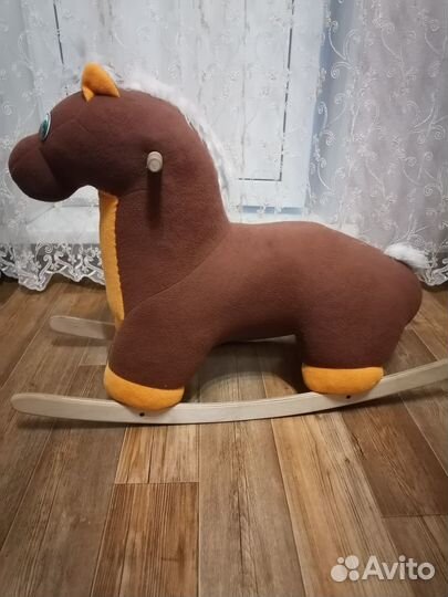 Лошадка-качалка