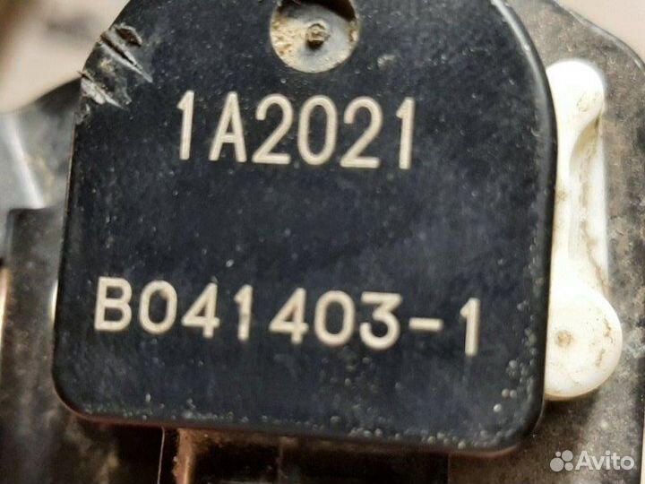 Датчик дорожного просвета зад. Lexus NX300h