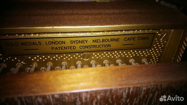 Пианино Weinbach,Чехия