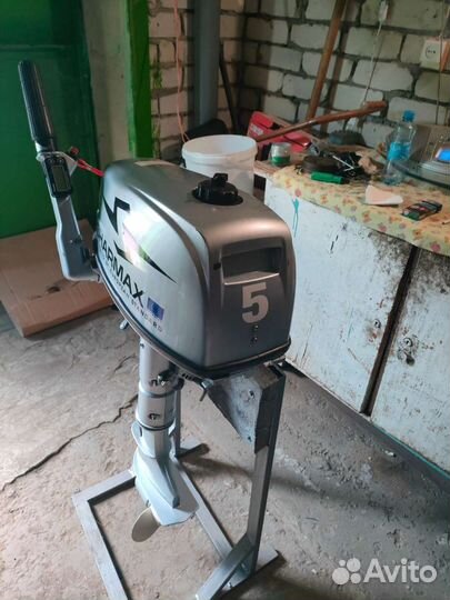 Наклейки на лодочные моторы yamaha и sharmax