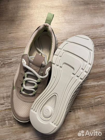 Кроссовки ecco