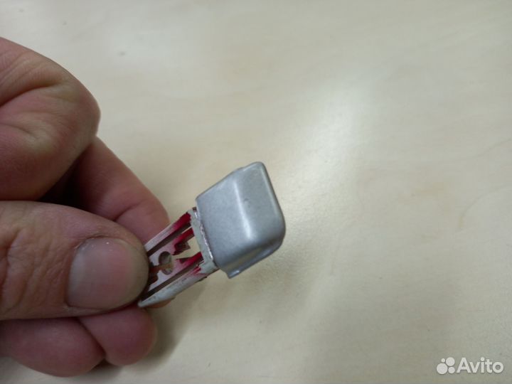 Защелка фиксатор молдинга крыши мазда RX8