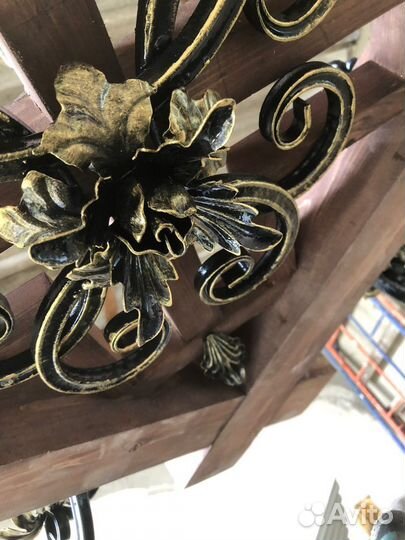 Люстра из бруса