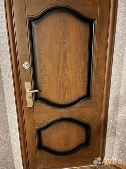Дверь входная