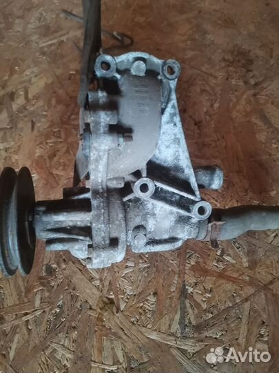 Помпа пассат б 3