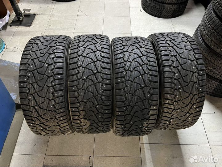 Pirelli Ice Zero 275/50 R20