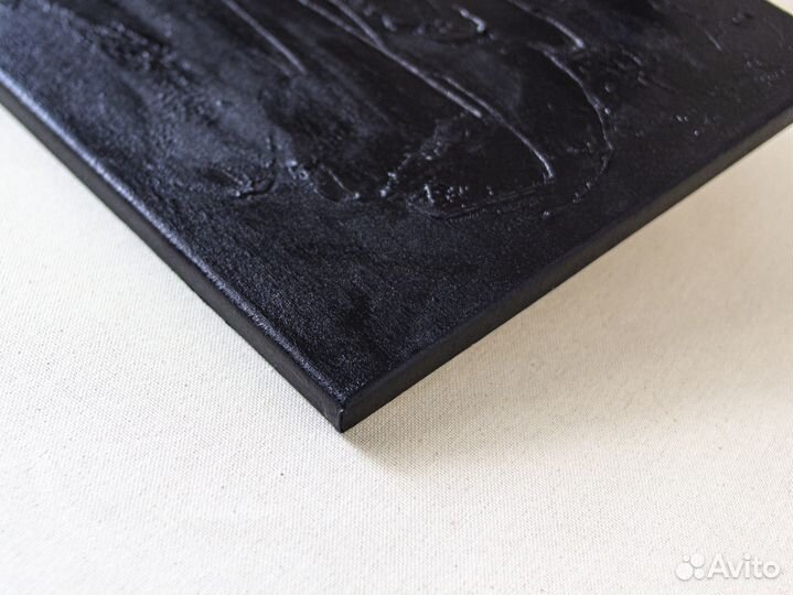 Черная картина, абстракция с фактурой