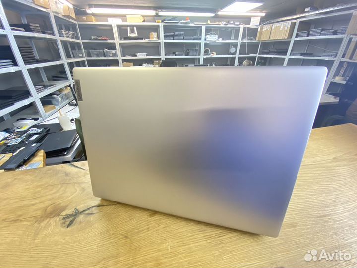Ноутубук Lenovo ideapad slim 1-14ast-05