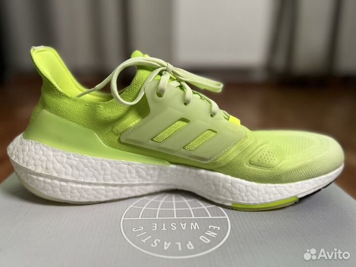 Кроссовки Adidas Ultraboost 22 мужские US12.5