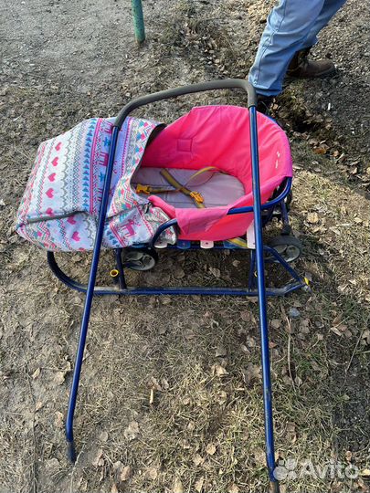 Санки с колесами. Ника