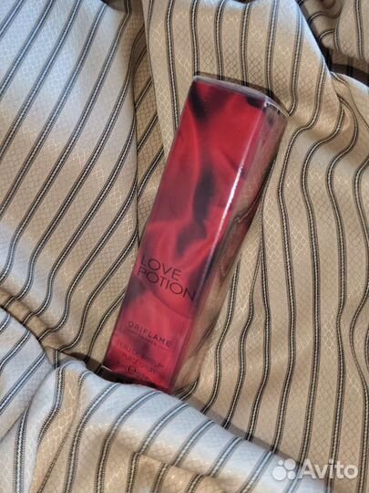 Oriflame Парфюмерная вода Love Potion