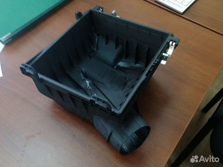 Корпус воздушного фильтра Лексус RX350