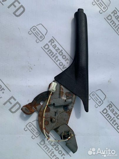 Рычаг ручного тормоза (ручника) Mazda 323 BJ 1999