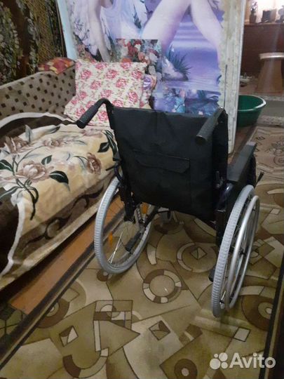 Коляска инвалидная